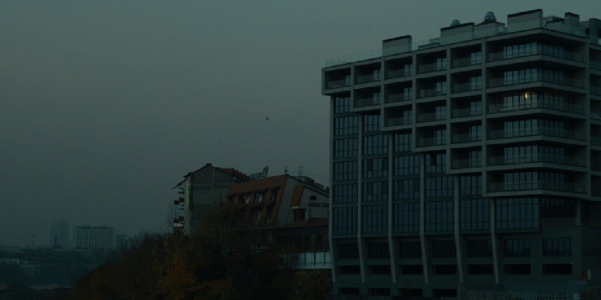 Overshadowing and Loss of Light Overshadowing and Loss of Light