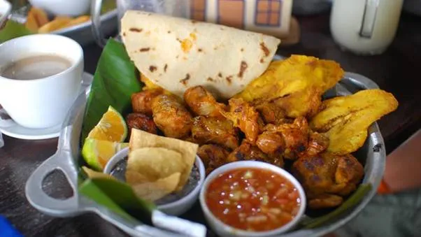 Chifrijo