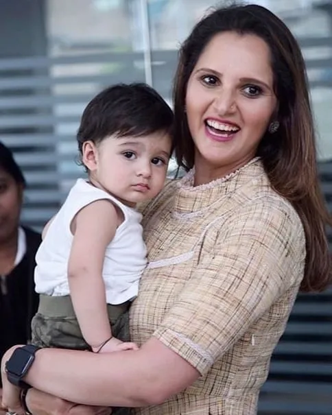 Sania mirza with her son
