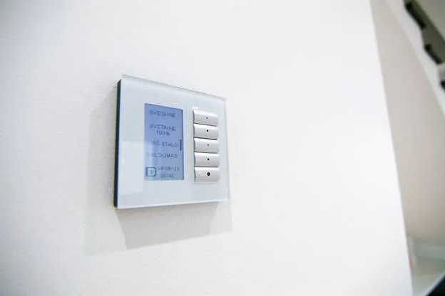 HDL lighting control system